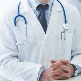 Consultation d'augmentation mammaire avec le Dr Chen Lee