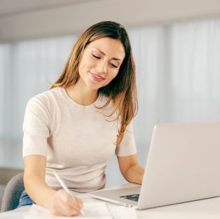 Ressources téléchargeables sur la chirurgie d’augmentation mammaire